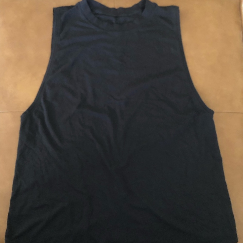 Lululemon All Yours cut off tank size 8
